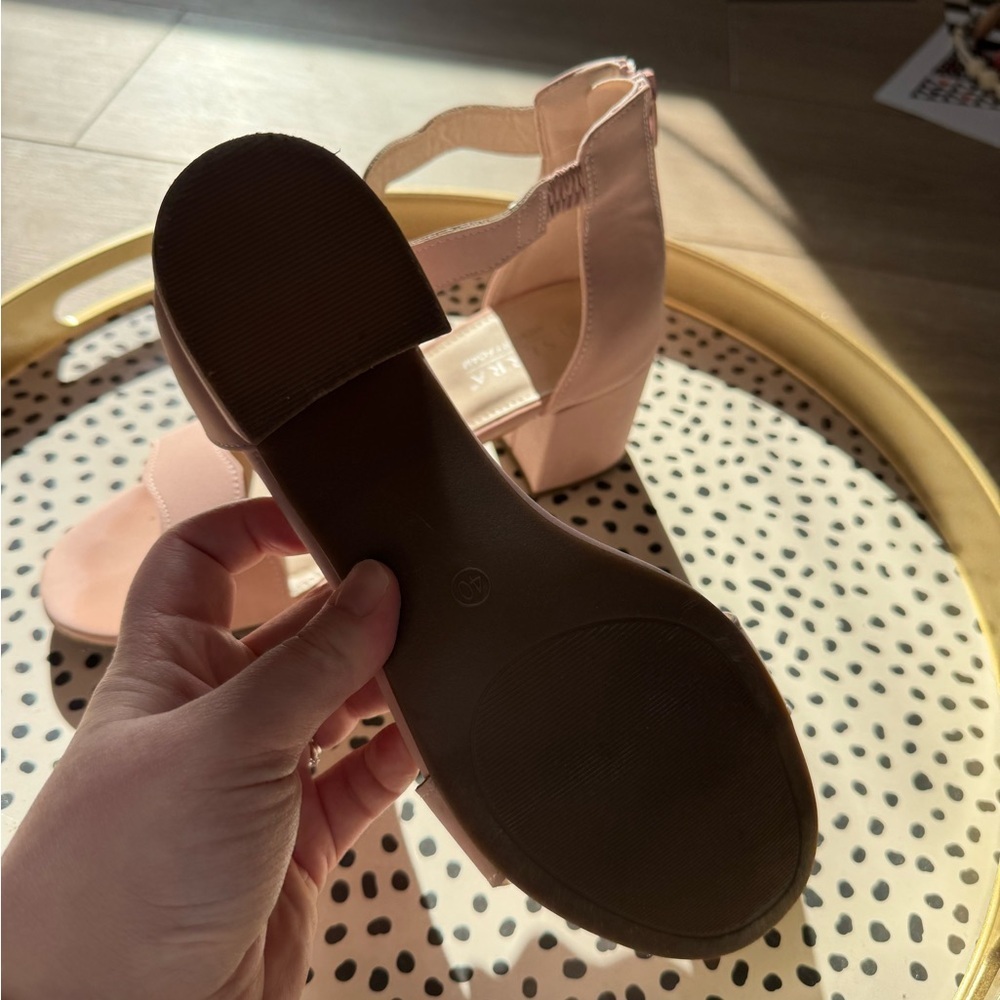 SERRA block heel sandals - Picture 8 of 9